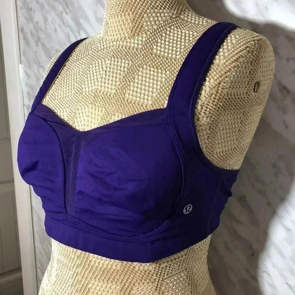 Lululemon Ta Ta tamer Purple - Picture 2 of 5